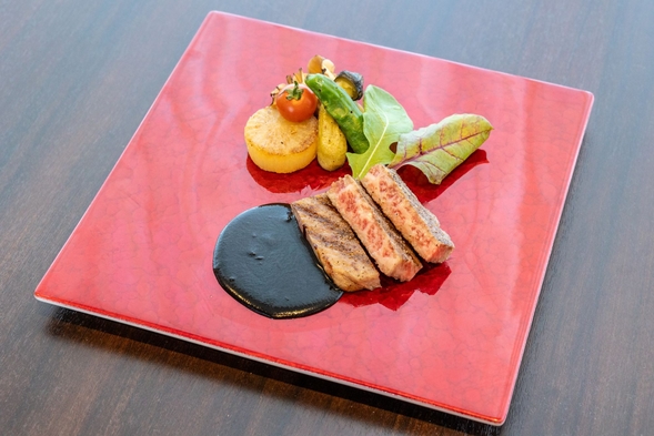 【スペシャルデイナー】　◆1泊2食◆　A4ランク松阪牛のサーロイン＆海鮮グルメコース